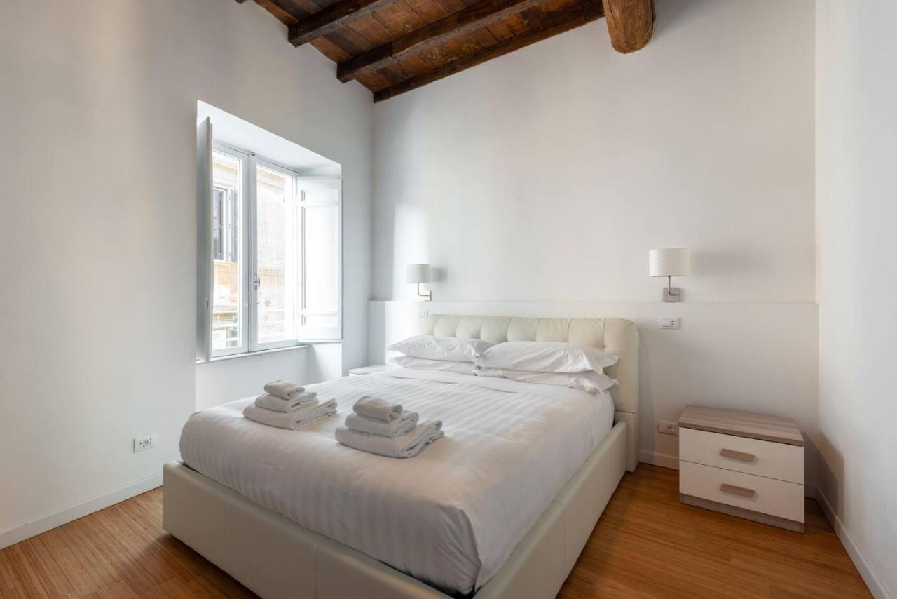 Restored Apartment - Stunning Pantheon View Rome Exterior photo